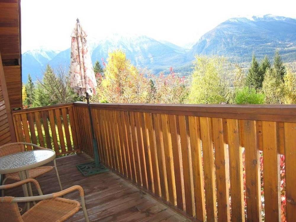 غولدن Kapristo Lodge المظهر الخارجي الصورة